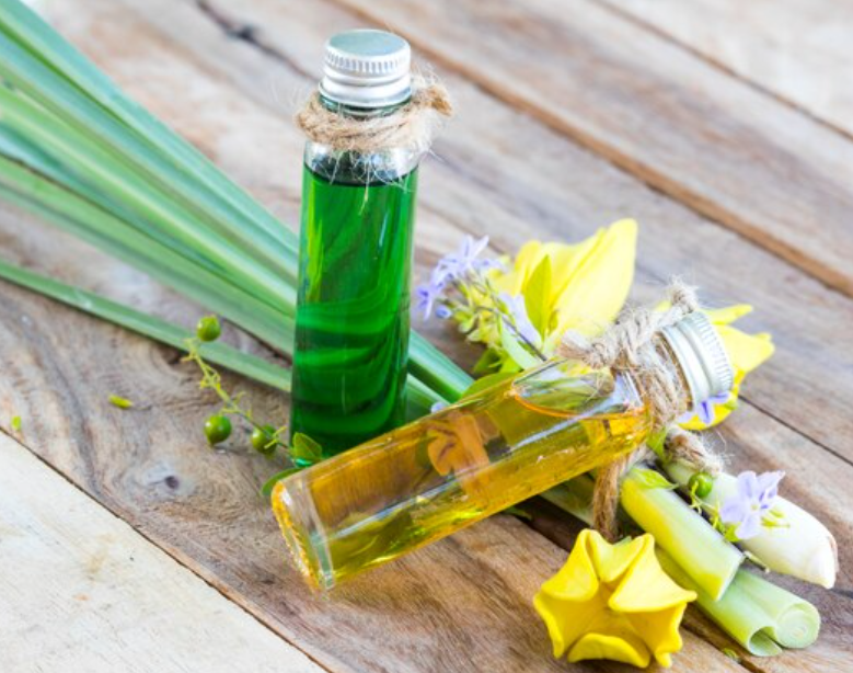 Huile Essentielle de Citronnelle de Madagascar